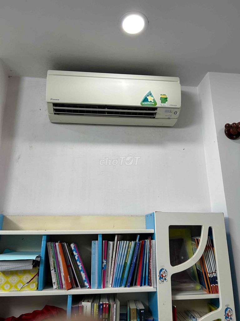 Máy lạnh Daikin FTKS25GVMV Inverter 1 ngựa Thái La. Mua bán Máy lạnh, điều hoà tại Thành phố Thủ Đức Tp Hồ Chí Minh được đăng bởi Trâm hình 1