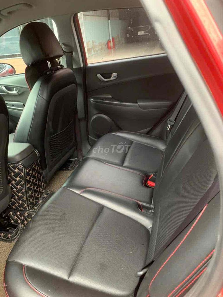 Hyundai Kona 2019 2.0 AT - 50000 km. Mua bán Ô tô tại Thị xã Hương Thủy Thừa Thiên Huế được đăng bởi Đình vê hình 10