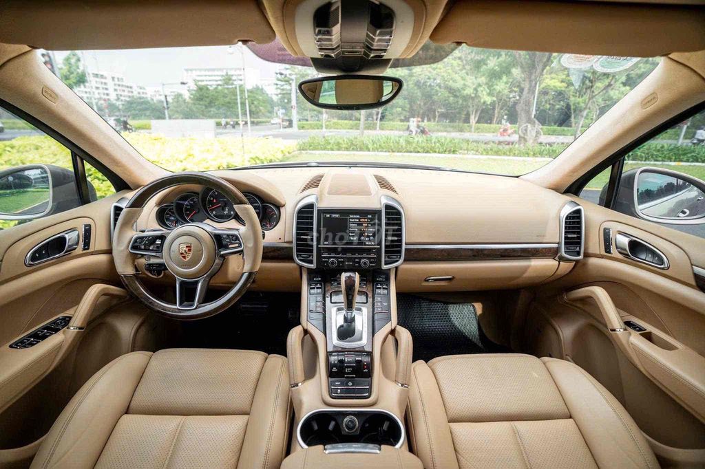 Porsche Cayenne 2016 Vàng cát - 83.000 km. Mua bán Ô tô tại Quận 1 Tp Hồ Chí Minh được đăng bởi FatCar Auto hình 11