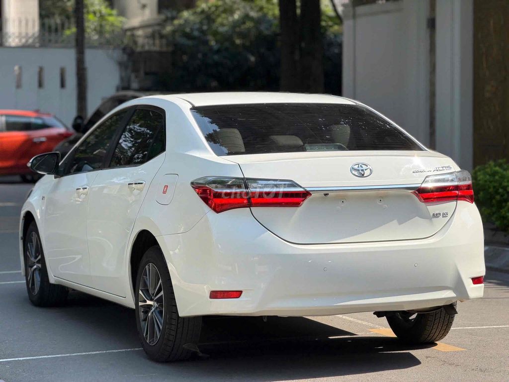 Toyota Altis 2018 1.8G 70000 km. Mua bán Ô tô tại Quận Cầu Giấy Hà Nội được đăng bởi Cao Quý hình 3