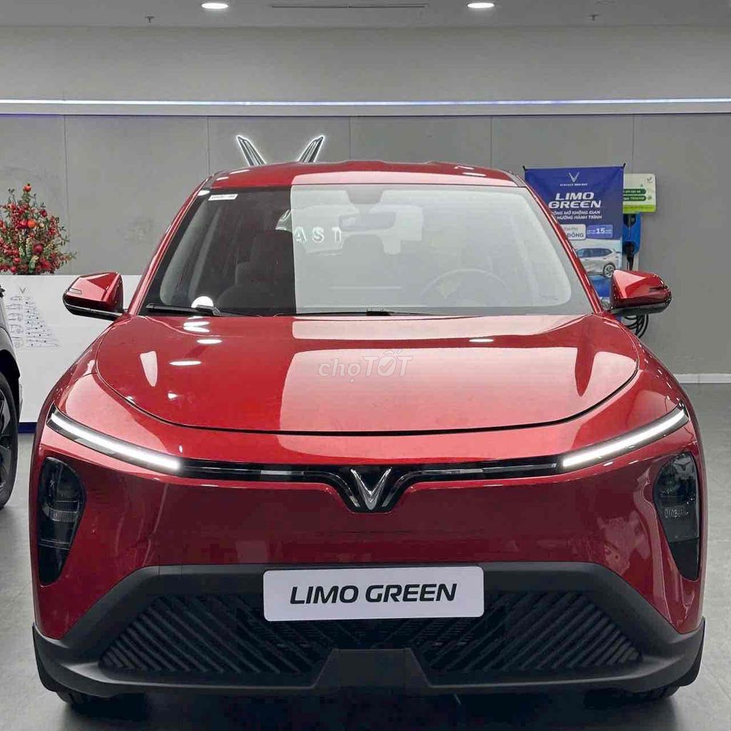 VINFAST LIMOGREEN GIẢM NGAY 35.000.000Đ