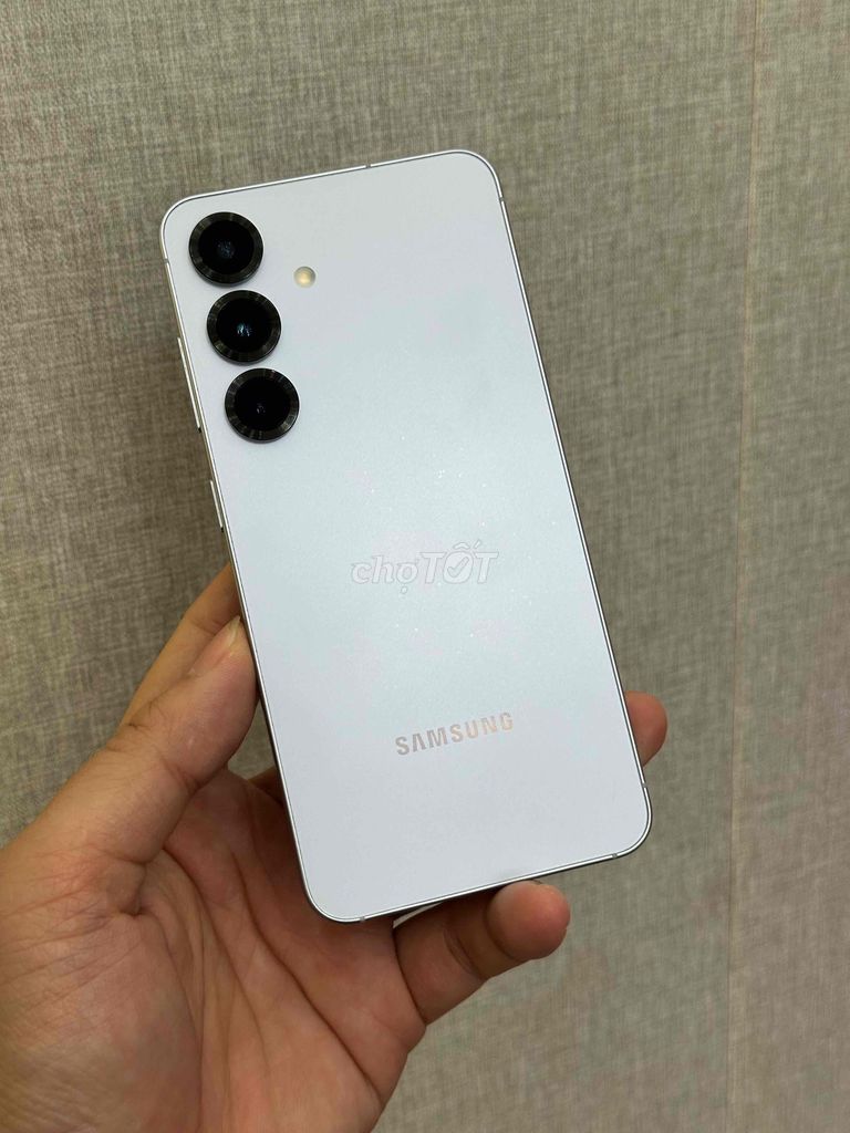 S25 5G 12/128GB Bạc Bản Qte Zin đẹp chip 8 elite. Mua bán Điện thoại tại Quận Ninh Kiều Cần Thơ được đăng bởi Quý Mobile Cần thơ hình 1