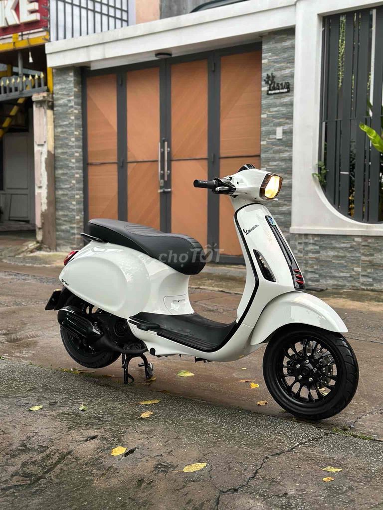 vespa Sprint 125 thắng abs