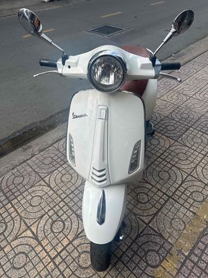Vespa PRIMAVERA 125CC 2015. Mua bán Xe máy tại Quận 10 Tp Hồ Chí Minh được đăng bởi anh ya ya