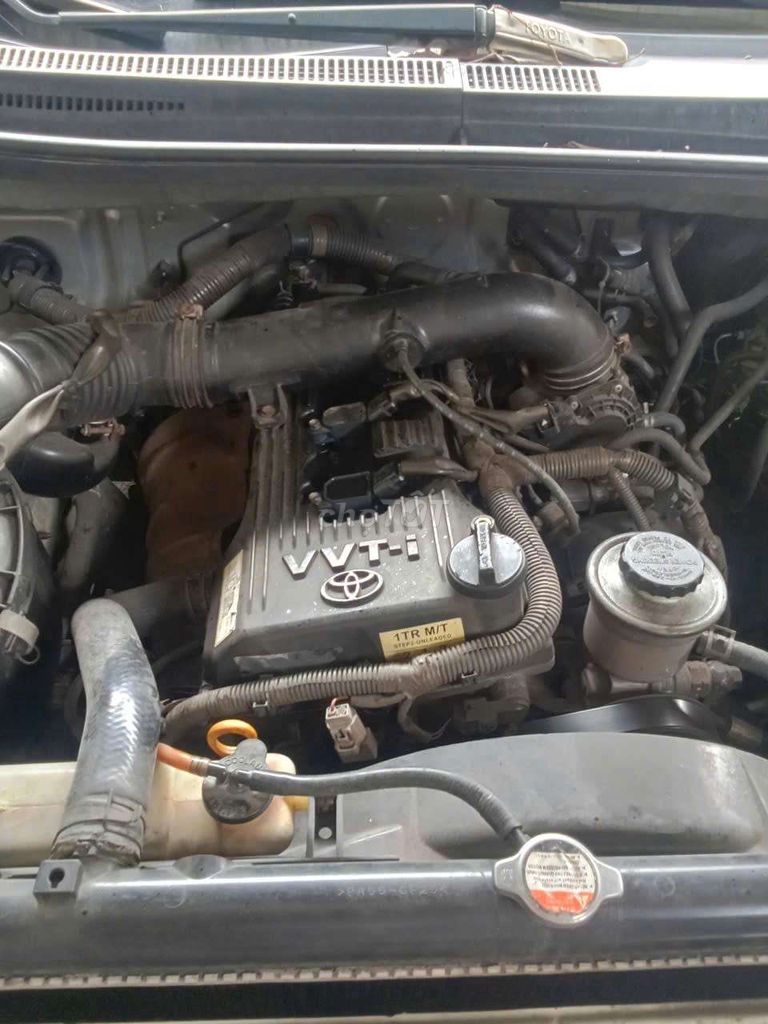 Серебристый Toyota Innova J 2007, 7 мест