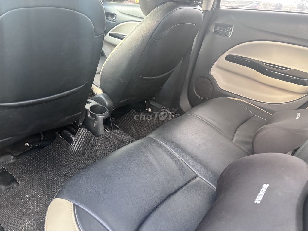 Attrage 2017. xe chính chủ. bản đủ. rất đẹp. Mua bán Ô tô tại Quận Liên Chiểu Đà Nẵng được đăng bởi anh thi hình 6