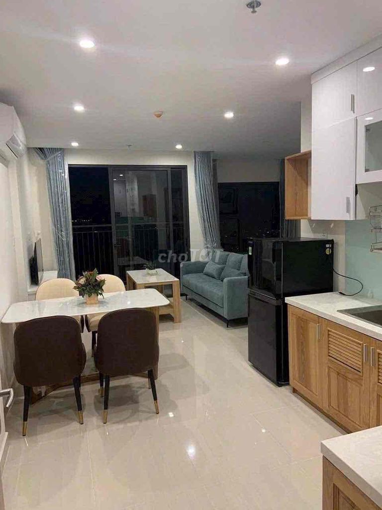 Cho thuê căn hộ 2PN+ full nội thất giá 8,5tr Vinhomes Grand Park