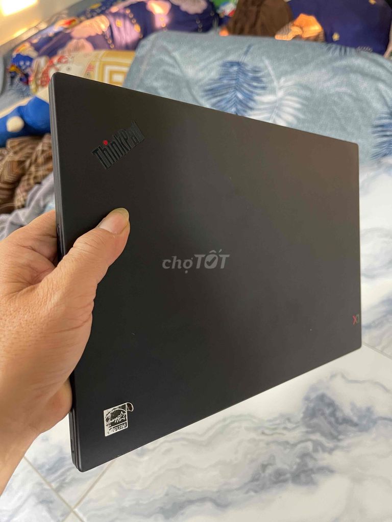 Thinkpad X1 cacbon Gen 7  i7/8665U đẹp cần ra đi