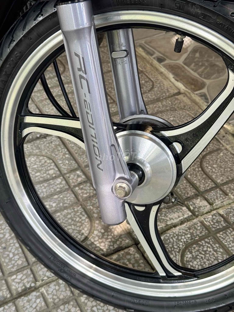 Honda Dream Lùn Thái 1996 Đen. Mua bán Xe máy tại Quận Ô Môn Cần Thơ được đăng bởi Tiến Tạp Hoá  hình 10