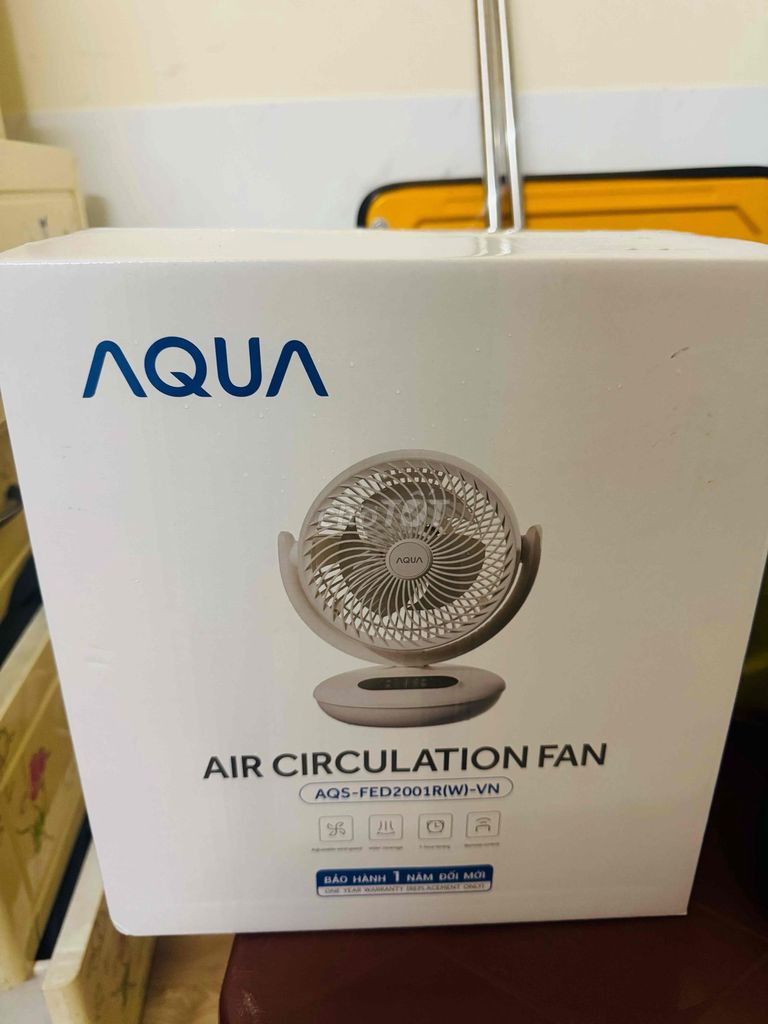 Quạt mini để bàn Aqua AQS-FED2001R(W)-VN mới 100%. Mua bán Quạt tại Quận Bình Tân Tp Hồ Chí Minh được đăng bởi Trọng Gym hình 1