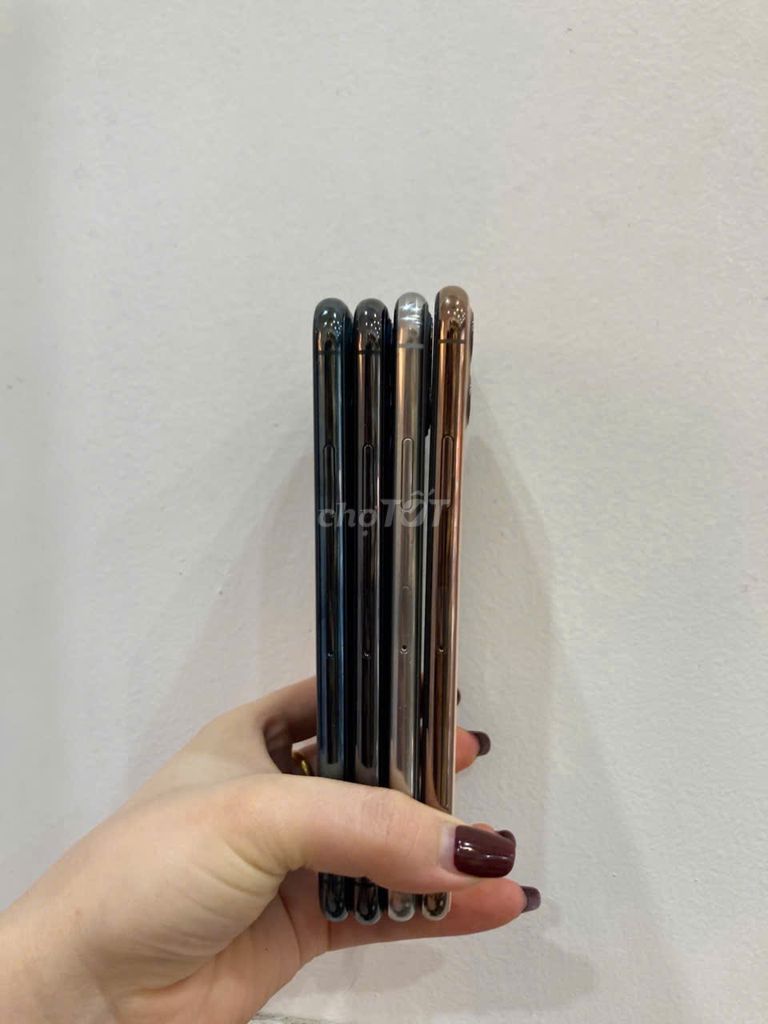 iphone 11 vs 11 Pro 11 Pro Max 64GB 256GB likenew. Mua bán Điện thoại tại Quận Cầu Giấy Hà Nội được đăng bởi Henry Shop hình 4