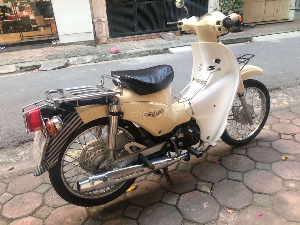 Cub 50cc 2020 màu kem biển Hà Nội. Mua bán Xe máy tại Quận Ba Đình Hà Nội được đăng bởi Ngân hình 5