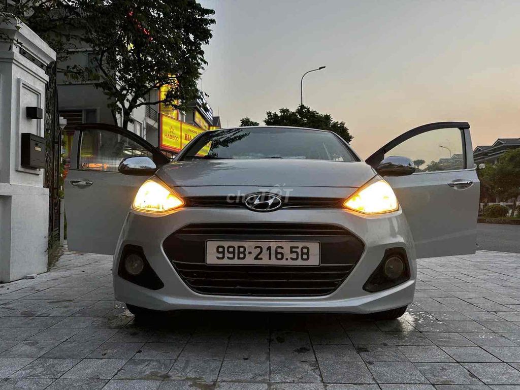 Hyundai Grand i10 2018 механика серебристый