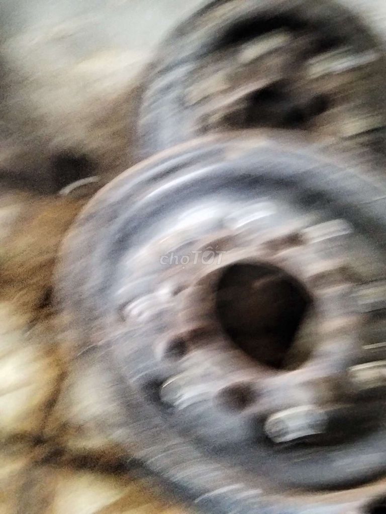 Lốp xe mam xe để chặt nhà cần bán gấp. Mua bán Phụ tùng xe tại Huyện Bến Lức Long An được đăng bởi Linh Lieu hình 5