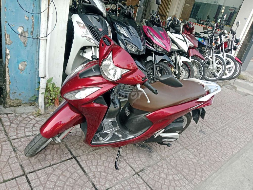 HONDA Vision. Mua bán Xe máy tại Quận Phú Nhuận Tp Hồ Chí Minh được đăng bởi Phạm Thiên Quốc hình 2