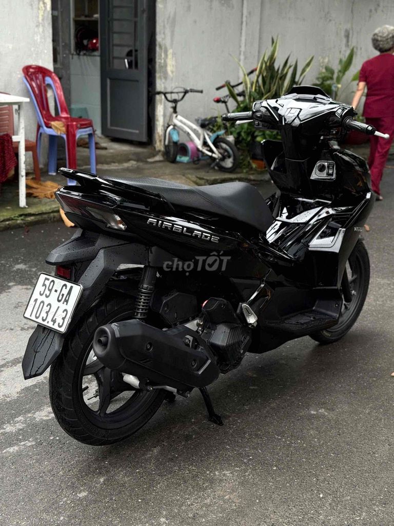 Владелец Honda Airblade 160 куб. см 2023, черный