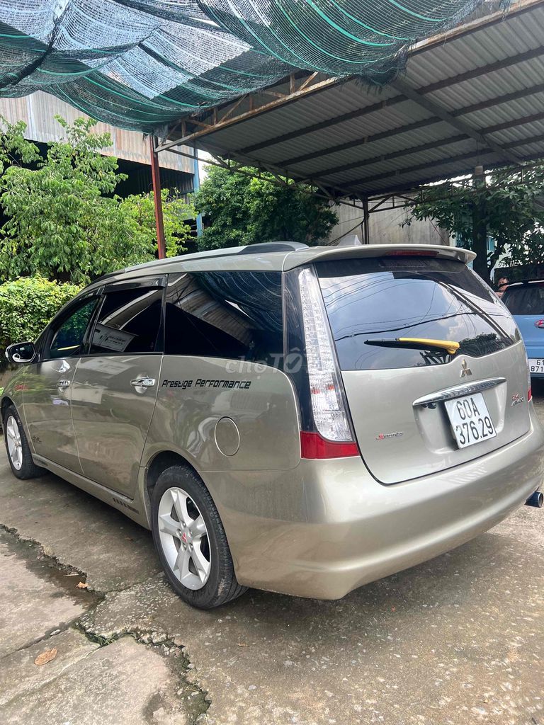Mitsubishi Grandis 2009 2.4 Mivec - 115000 km. Mua bán Ô tô tại Thị xã Tân Uyên Bình Dương được đăng bởi Thi  hình 2