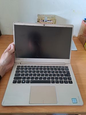 Laptop Lenovo Idea 710s