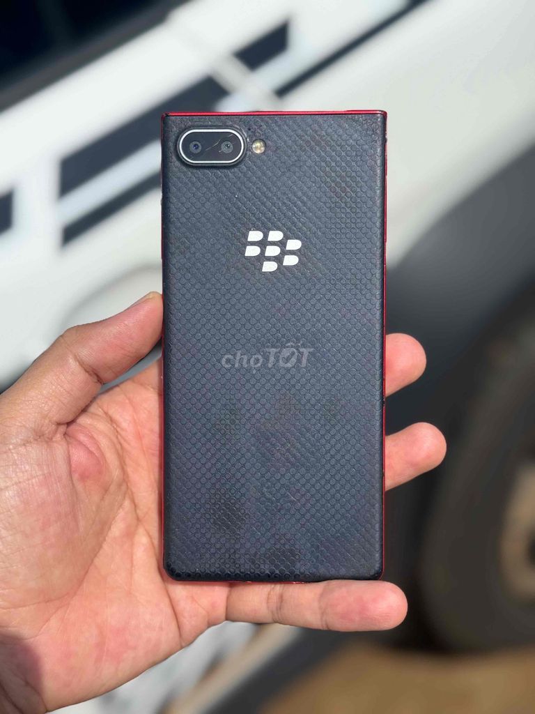 BlackBerry Key 2 64GB Đen, Đỏ 2 SIM. Mua bán Điện thoại tại Thành phố Buôn Ma Thuột Đắk Lắk được đăng bởi Đức Anh Retail hình 1