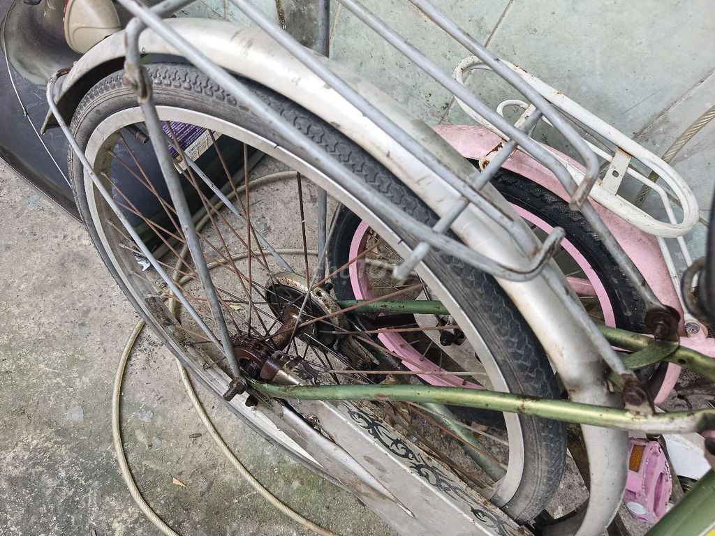 Xe đạp Martin 107 Kim loại. Mua bán Xe đạp tại Quận Bình Thạnh Tp Hồ Chí Minh được đăng bởi Văn Duy La hình 4