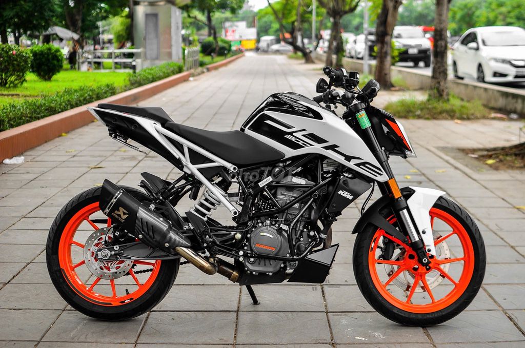 THANH MOTOR Cần bán KTM Duke 200 12/2023. Mua bán Xe máy tại Quận Hoàng Mai Hà Nội được đăng bởi Lê Chí Thanh hình 6