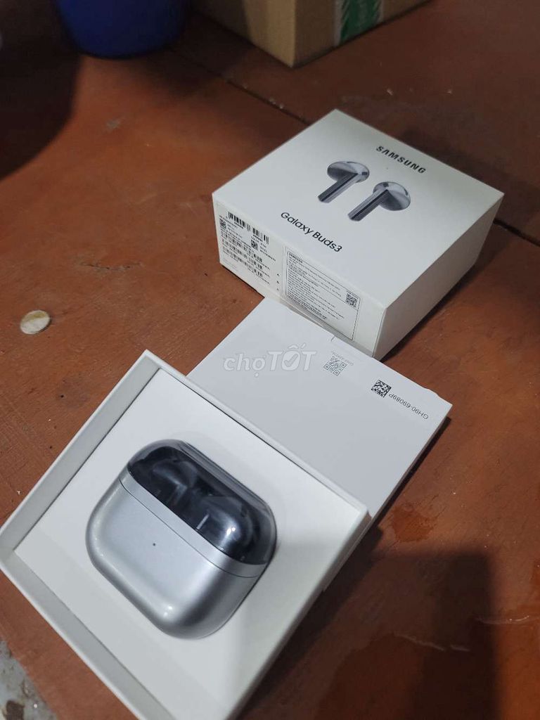 Tai nghe Samsung Galaxy Buds3 Bạc. Mua bán Tivi, Âm thanh tại Quận Gò Vấp Tp Hồ Chí Minh được đăng bởi Quốc Trần hình 1