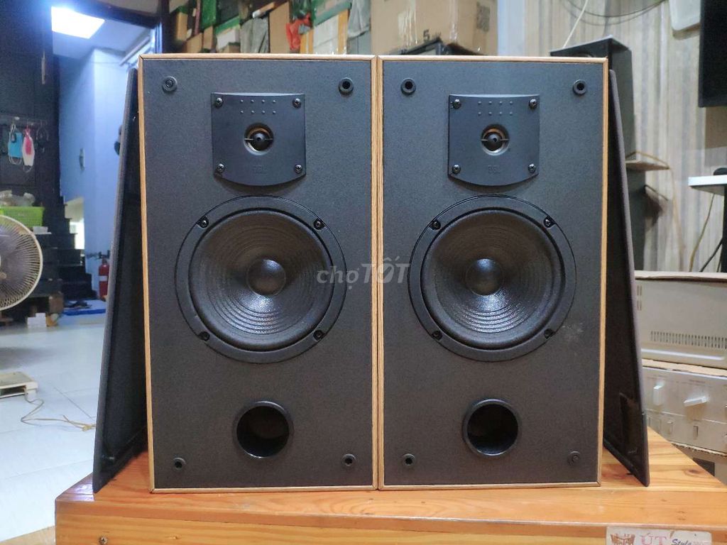 Cặp Loa Bookshelf JBL J2060 made in USA