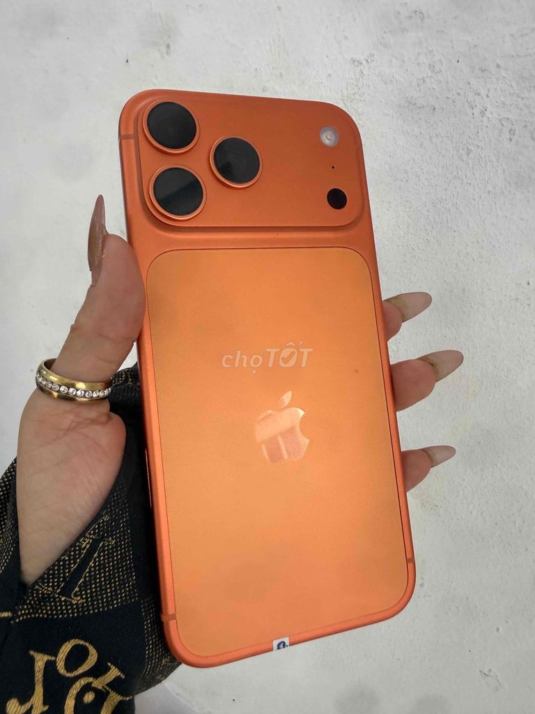 Apple iPhone 17 Pro Max 256GB Cam chính hãng vn. Mua bán Điện thoại tại Quận Đống Đa Hà Nội được đăng bởi kim hình 1