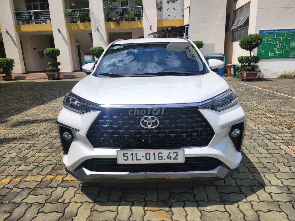 Toyota Veloz Cross 2024  - 1700 km