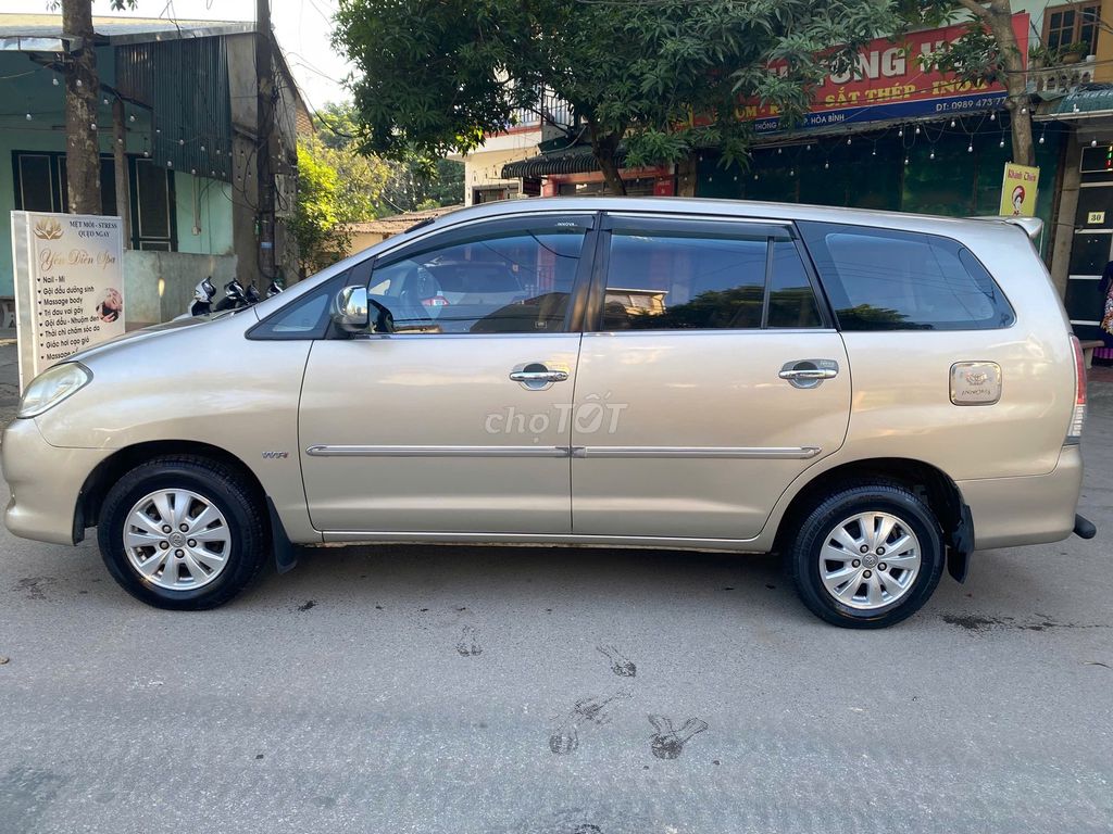 Toyota Innova 2011 GTGN40L-GKMKU. Mua bán Ô tô tại Thành phố Hòa Bình Hòa Bình được đăng bởi Vũ Duy Ngọc hình 3