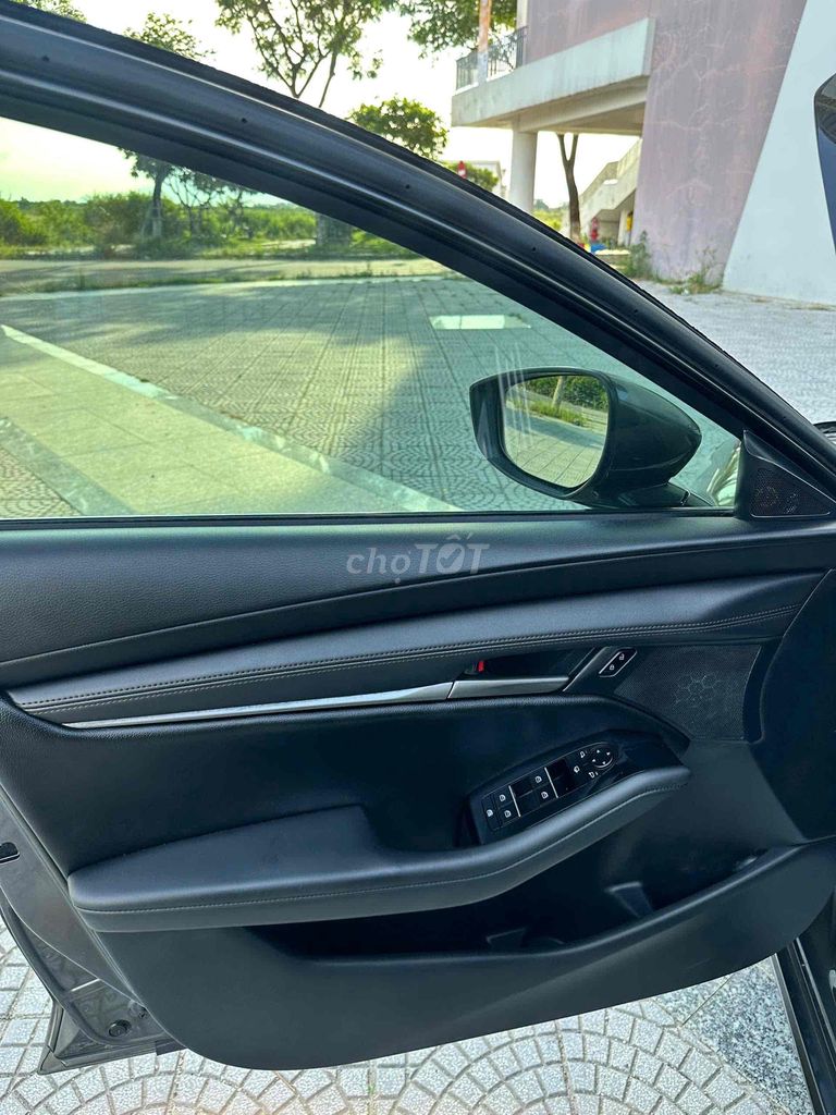 Mazda 3 2019 Fom 2020. Mua bán Ô tô tại Quận Cẩm Lệ Đà Nẵng được đăng bởi Nguyễn Duy hình 16