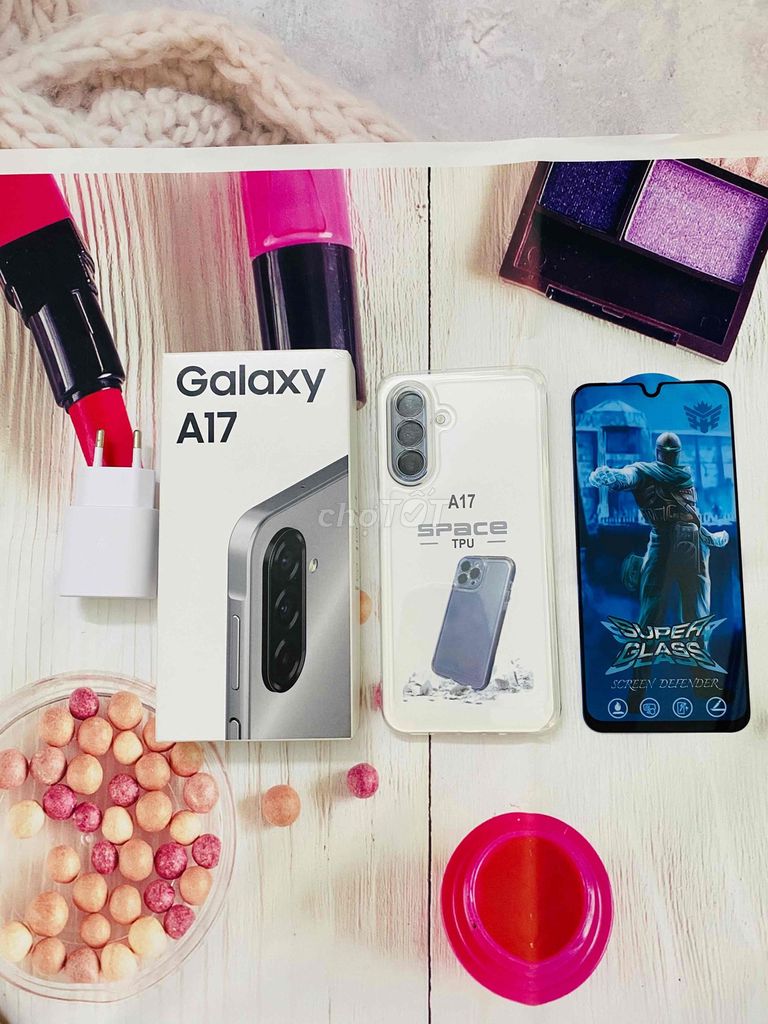 Samsung Galaxy A17 4GB/128GB Mới. Mua bán Điện thoại tại Thành phố Huế Thừa Thiên Huế được đăng bởi Chuyên Hàng Công Ty hình 1