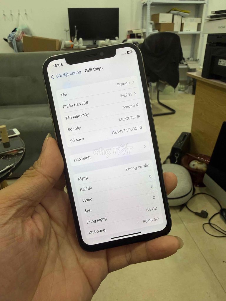 Apple iPhone X 64GB vỡ lưng. Mua bán Điện thoại tại Quận Đống Đa Hà Nội được đăng bởi Ng Hoang Anh hình 1
