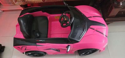 Cần bán e siêu xe màu hồng cho bé
