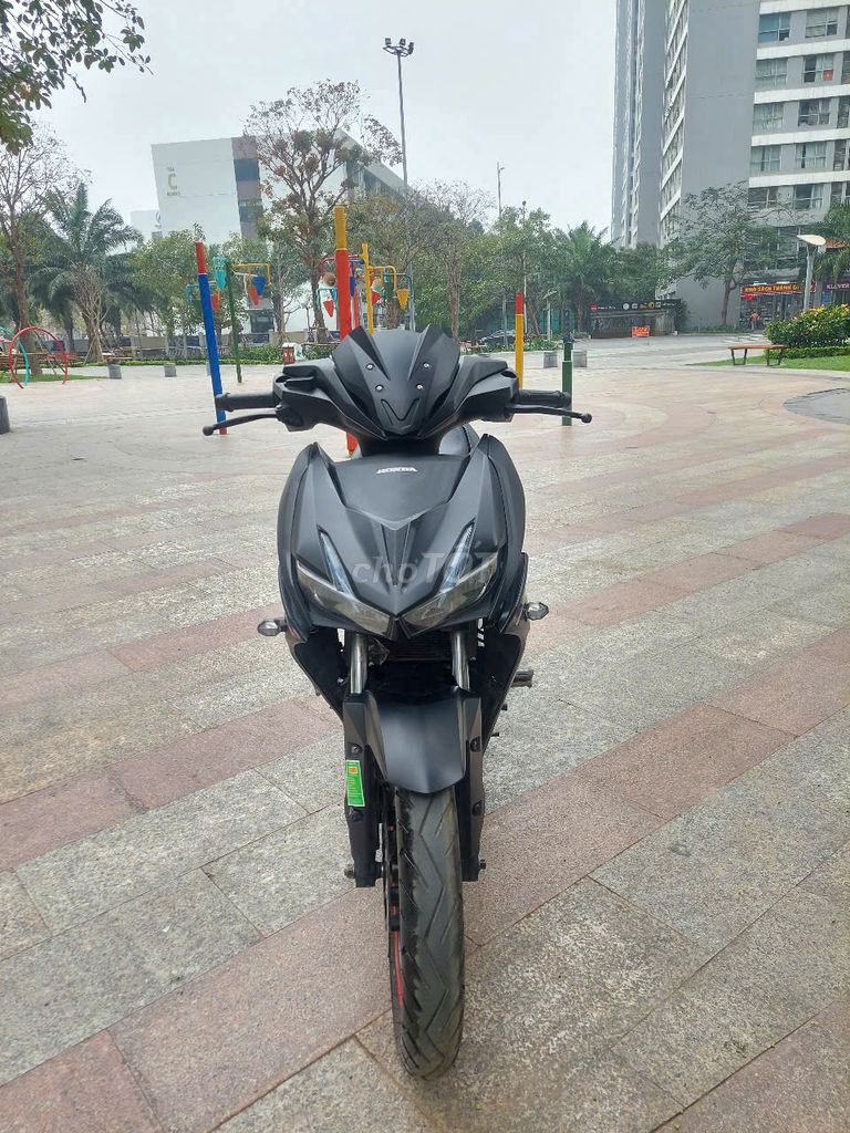 Tôi chính chủ cần bán winner X mầu đen chính chủ