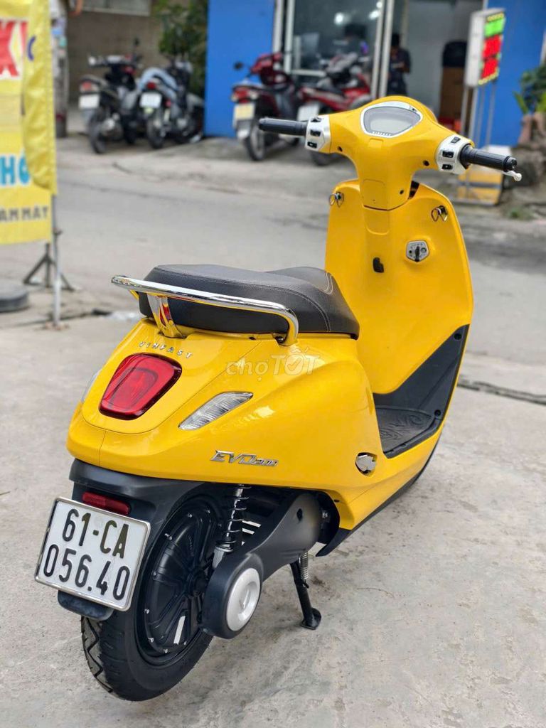 VinFast EVO 200 - Vàng 30.000 km - Chính chủ. Mua bán Xe điện tại Quận Bình Tân Tp Hồ Chí Minh được đăng bởi Xe Điện Lướt Sài Gòn hình 5