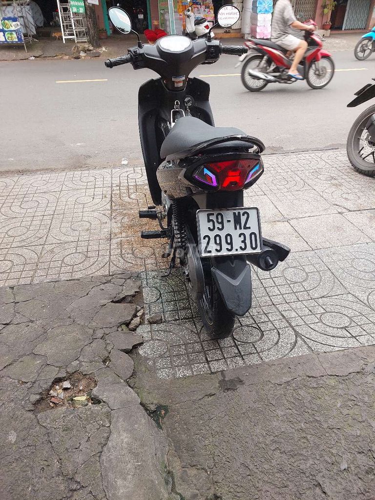 Sirius Fi 2019 thanh lý. Mua bán Xe máy tại Quận 6 Tp Hồ Chí Minh được đăng bởi Tony Chen hình 4