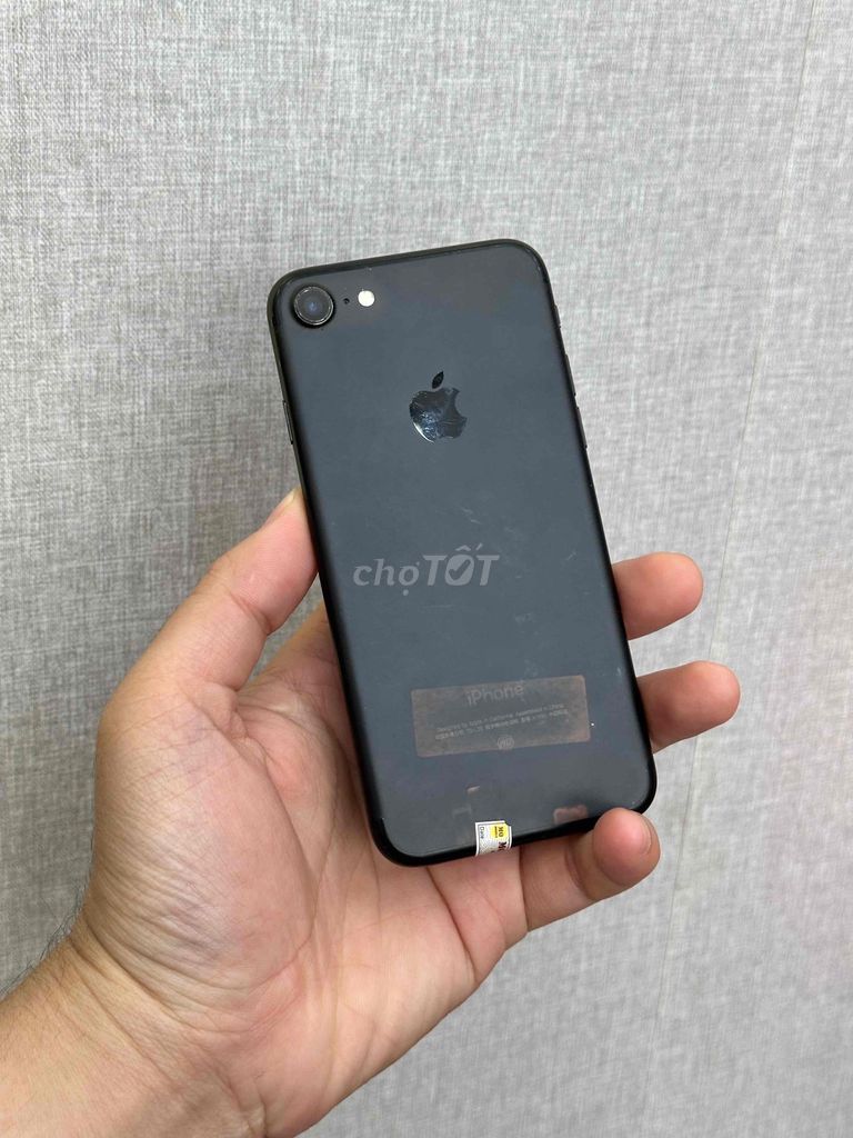 Iphone 7 32GB Qte Pin new 100 zin đẹp 98%. Mua bán Điện thoại tại Quận Ninh Kiều Cần Thơ được đăng bởi Quý Mobile Cần thơ hình 1