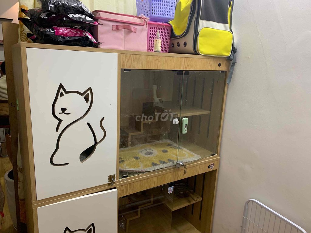 Chuồng mèo Gỗ Kính. Mua bán Phụ kiện, Thức ăn, Dịch vụ tại Quận 7 Tp Hồ Chí Minh được đăng bởi Nhà Nấm hình 1