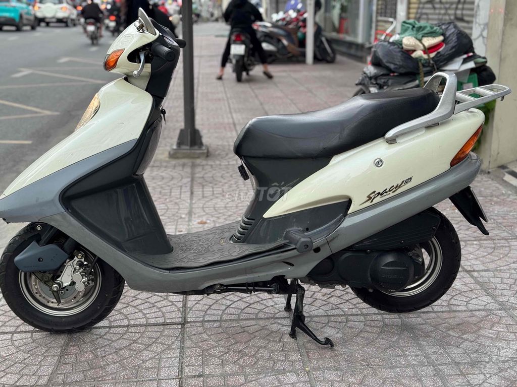 Spacy 211 đầu bstp chính chủ. Mua bán Xe máy tại Quận Phú Nhuận Tp Hồ Chí Minh được đăng bởi Mua xe củ giá cao hình 2