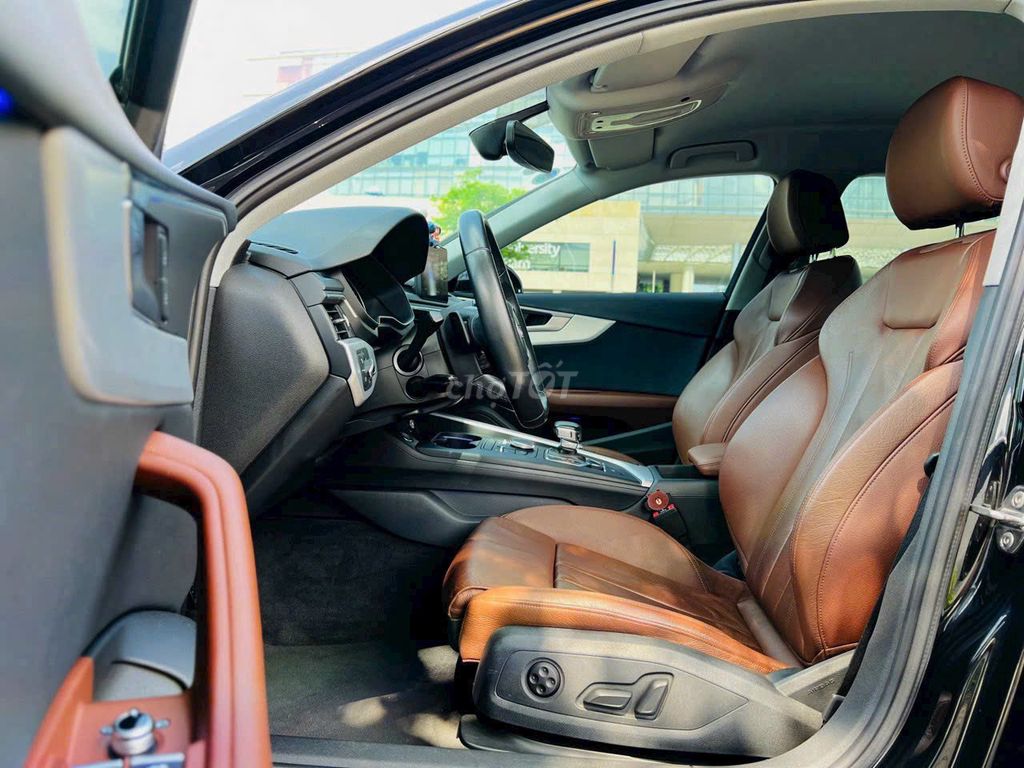 Audi A4 2017 2.0 TFSI - 70000 km. Mua bán Ô tô tại Quận 5 Tp Hồ Chí Minh được đăng bởi Ly Tran hình 2