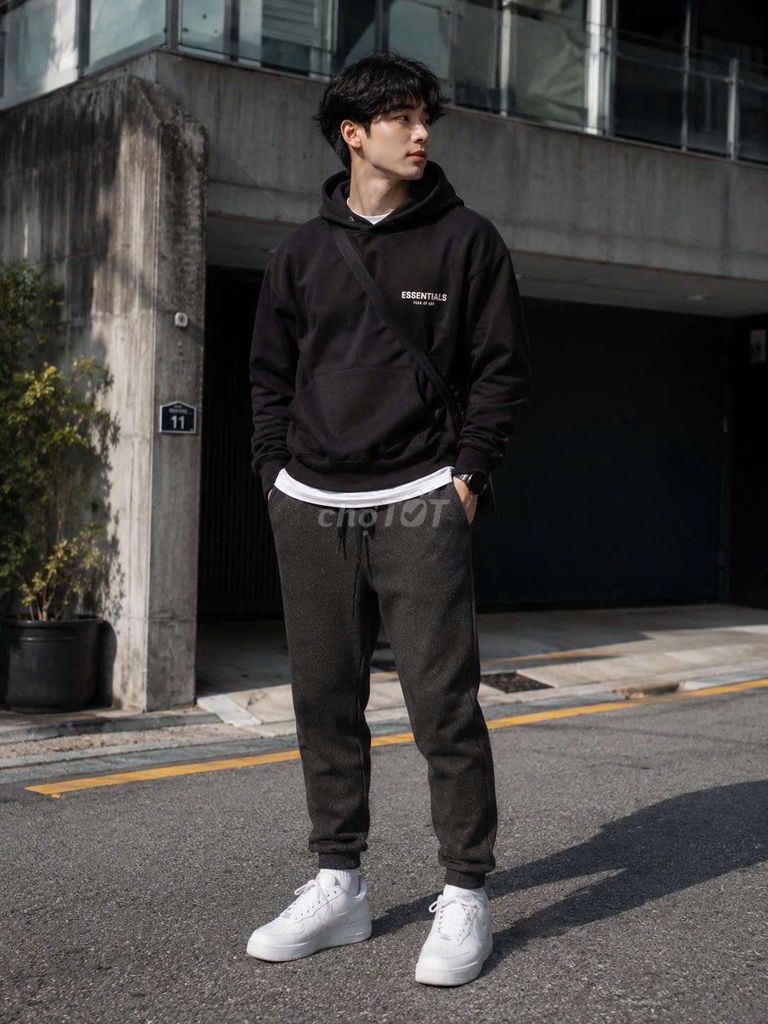 Quần Jogger Nam Closshi size L. Mua bán Quần áo tại Quận Tây Hồ Hà Nội được đăng bởi Xem Nữa ở Đây hình 1