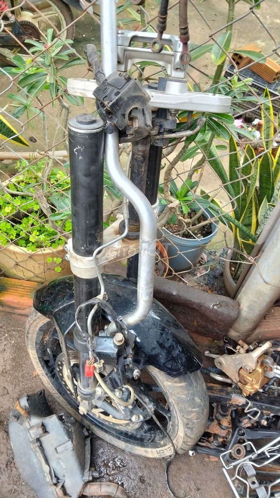 Phụ tùng KTM duck 200 còn sử dụng tốt.. Mua bán Phụ tùng xe tại Quận 7 Tp Hồ Chí Minh được đăng bởi Cao Sum hình 9