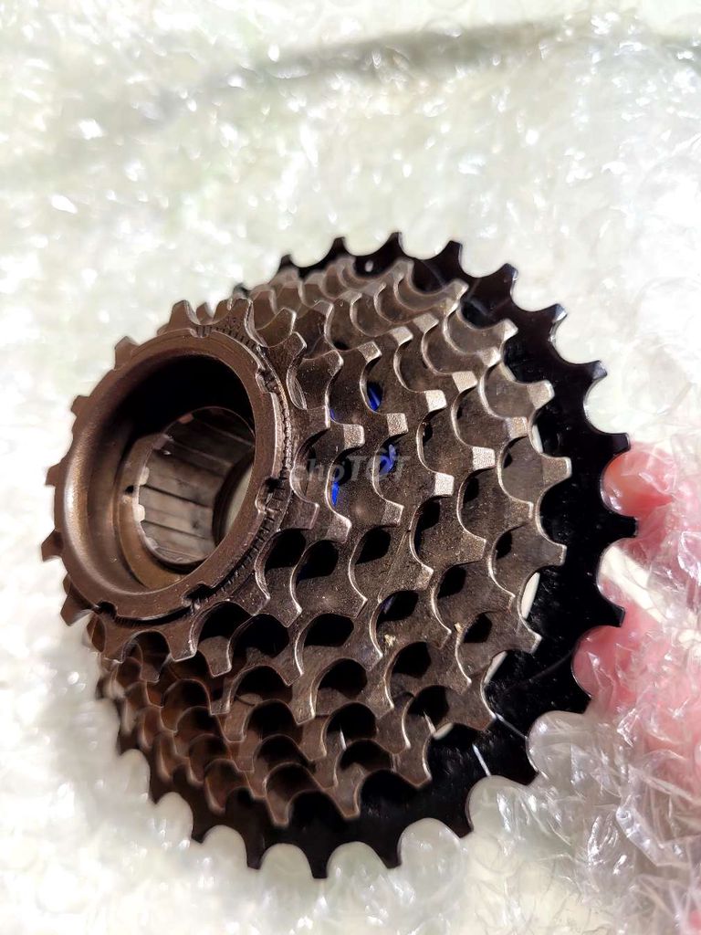 Ổ líp 8 tầng xe đạp thể thao. Mua bán Phụ tùng xe tại Thành phố Huế Thừa Thiên Huế được đăng bởi Long hình 1