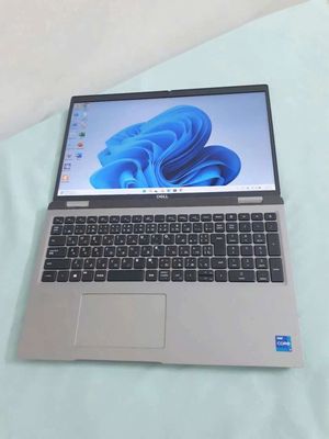 Dell Precision 3561 Core I7-11850H vga 4G