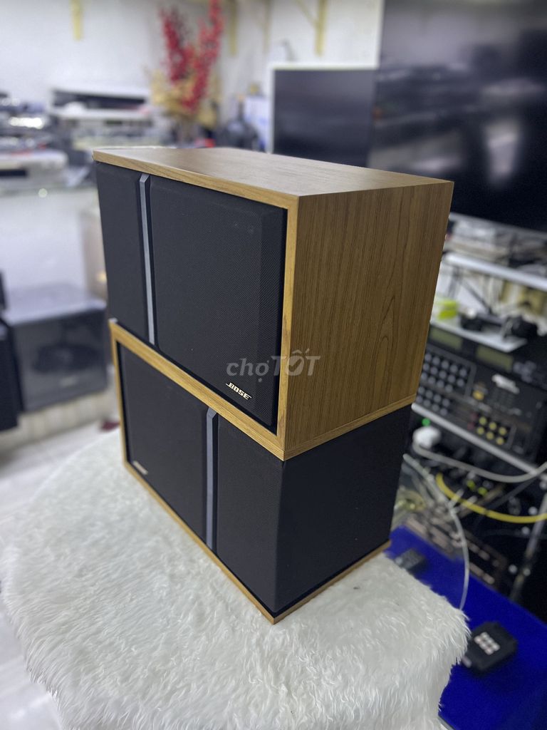 Loa karaoke Bose 301 Series III Vân gỗ. Mua bán Tivi, Âm thanh tại Quận Tân Phú Tp Hồ Chí Minh được đăng bởi Triệu Hoàng Audio hình 1