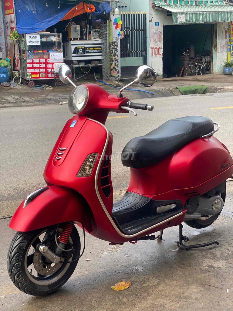BÁN XE VESPA GTS. XE RẤT ĐẸP. BS 60 42224. Mua bán Xe máy tại Thành phố Thủ Đức Tp Hồ Chí Minh được đăng bởi Xe Máy Quốc Hằng góp 0 đồng hình 2