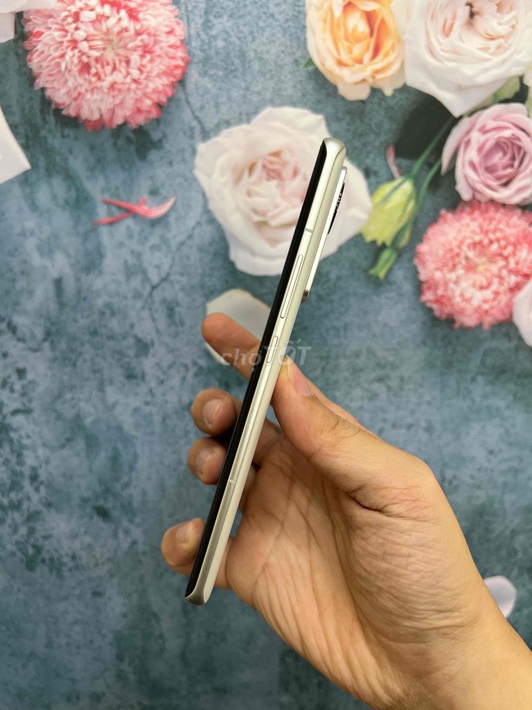 Xiaomi 12S Pro Silver BH 6th có trả góp