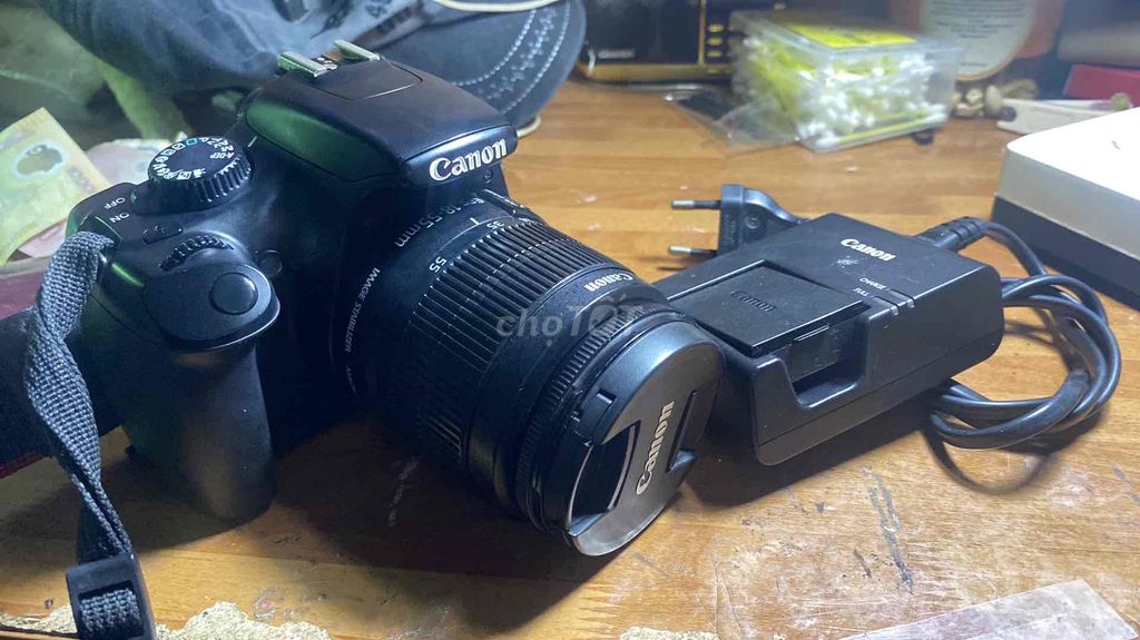 Thanh lý canon 1100d cũ kèm dây sạc+ pin thẻ nhớ