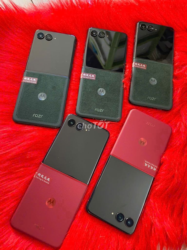 Motorola RAZR 60 ULTRA 512GB Đen Đỏ. Mua bán Điện thoại tại Quận Tân Bình Tp Hồ Chí Minh được đăng bởi LUCKY PHONE VN hình 1